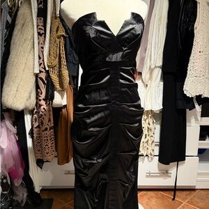 Nicole Miller Black Strapless Dress